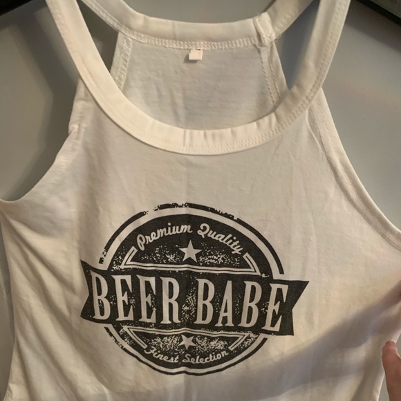 "Beer Babe" tank top - Picture 1 of 2